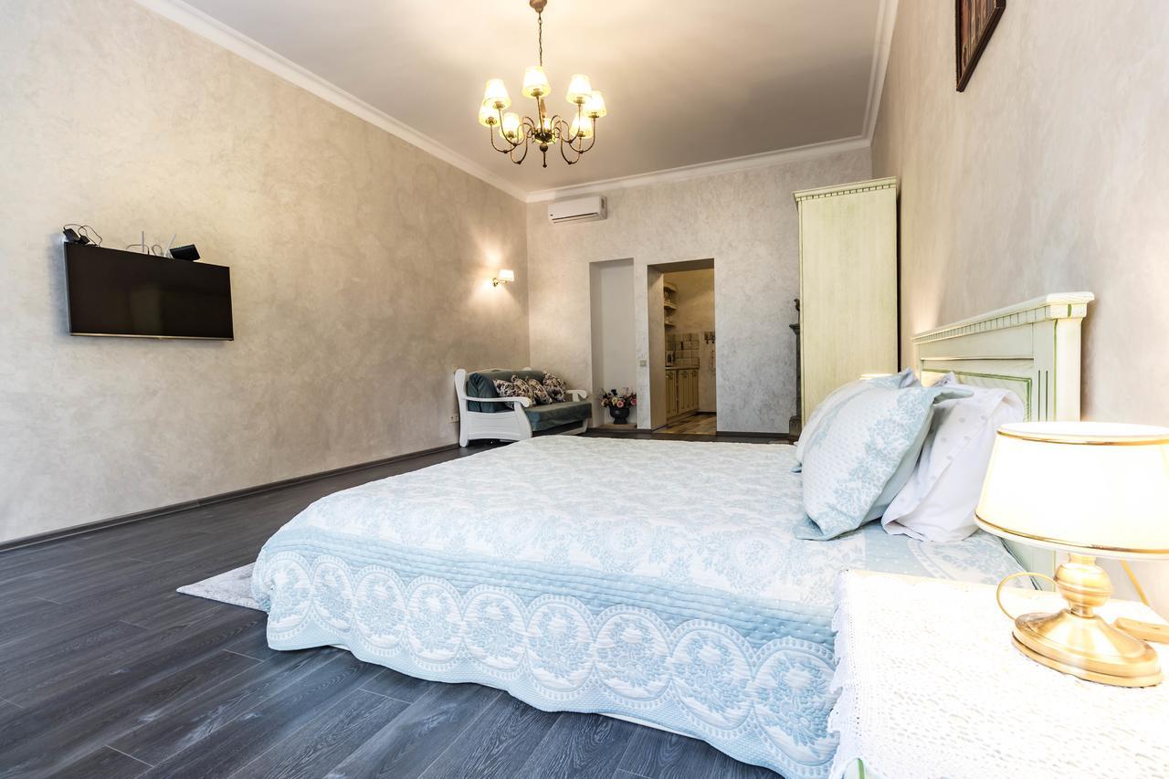 Dominicana L Apartments L Lviv Historical City Center Buitenkant foto